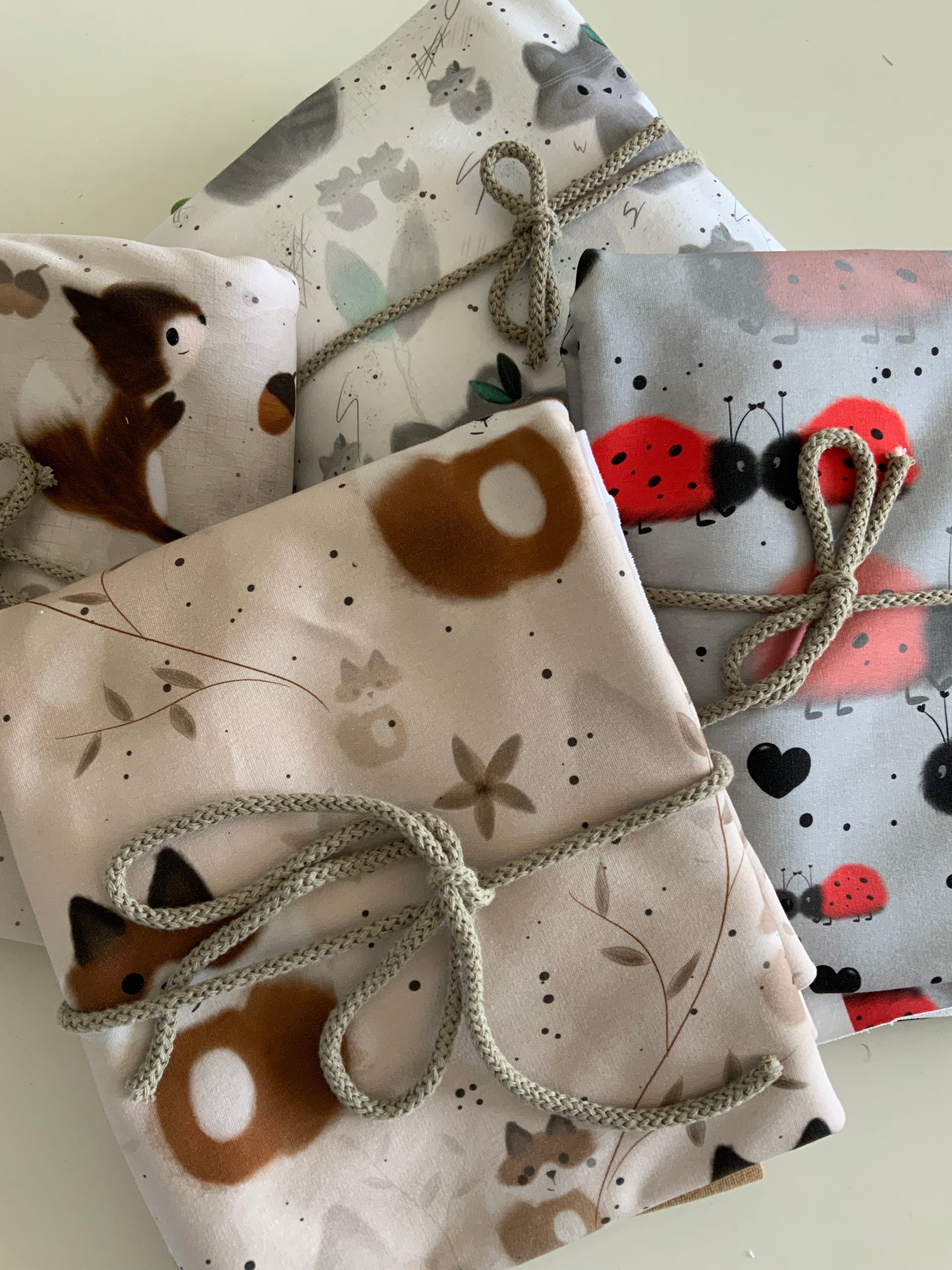 Ü-Paket 2m Eigenproduktion/ Exklusive Stoffe